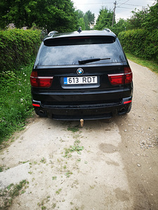 Müüa korralik x5 e70 3,0sd 210kW 2008a (8 foto / 8)