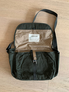 Fjällräven Greenland shoulder bag, roheline (2 foto / 3)