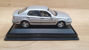 Модель Saab 9-5 Aero 1/72 (3 фото из 5)
