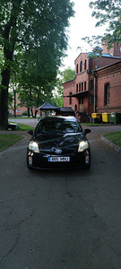 Toyota Prius XW 30 (2 foto / 12)