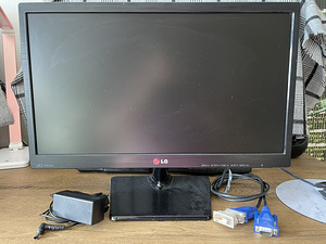 PC: AMD FX-8350, GTX770, 16GB RAM, Asus 990FX, 256 GB SSD + (2 foto / 7)