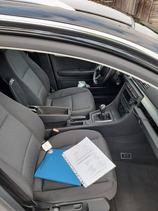 Audi A4 b8 2.0 tdi 103kw (13 foto / 13)