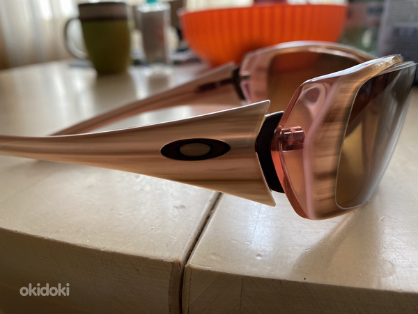 Oakley Солнцезащитные очки Новые с дефектом (фото #2)