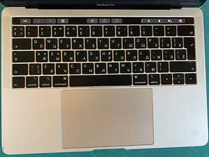 MacBook Pro 13 — 2020, Intel Core i5 8 Gb 256 Gb + Touch Bar (2 foto / 6)