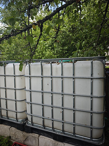 Konteiner 1000l (3 foto / 3)