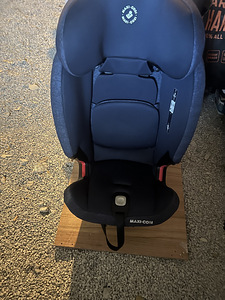 Maxi Cosi Titan Pro 9-36 kg (1 foto / 3)