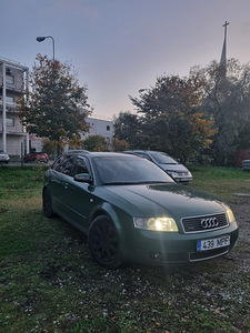 Audi A4 B6 3.0i Quattro 162kw ÜV 08.25 (4 foto / 10)