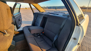 Audi 100 2.3E 100kw ÜV 08.25 (8 foto / 10)