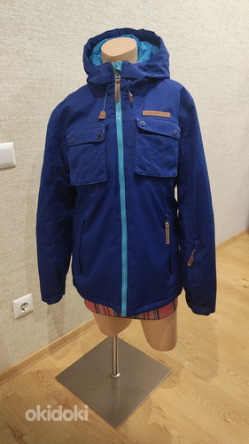 Ярко-синяя куртка размера L (40). (фото #8)
