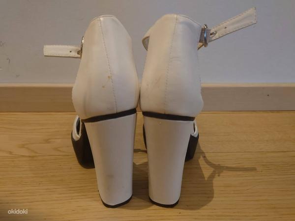Белые туфли, ALDO, кожзаменитель (фото #4)