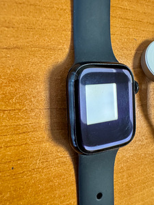 Apple Watch series 7 41 (2 foto / 3)