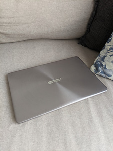 Asus Zenbook UX410 8Gb 240Gb 14" FullHD Win11 (3 foto / 8)
