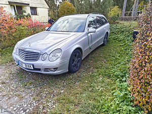 Mercedes-benz E280 (2 foto / 7)
