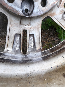 Mercedes-benz 17" valuveljed (3 foto / 5)