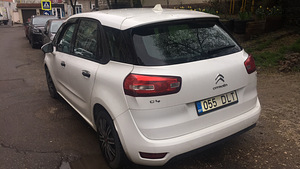 Продажа автомобиля (4 фото из 7)