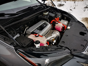 Lexus NX300h Hybrid AWD (12 foto / 15)