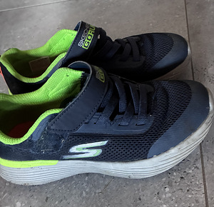 Skechers tossud (1 foto / 3)