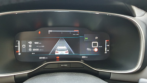Citroen C5 Aircross BlueHDi 130 AT8 Shine 1.5 96kW (15 foto / 15)
