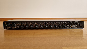 Behringer UMC1820 (3 foto / 4)