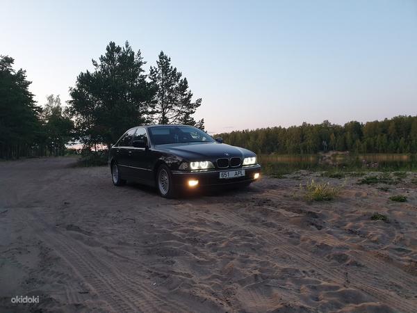 BMW 528i 142kw 1999 (фото #3)