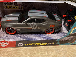 Dickie Toys Chevy Camaro 2016 RC CAR, USB CHARGING puldiauto (2 foto / 3)