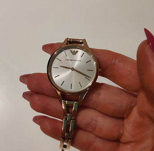 Emporio Armani käevõruga käekell (3 foto / 5)