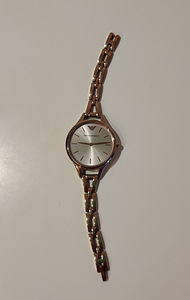 Emporio Armani käevõruga käekell (4 foto / 5)