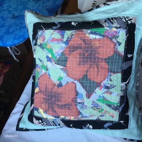 Новые красивые подушки ручной работы для себя и в подарок (фото #4)