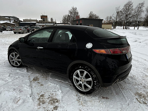 Honda Civic (4 foto / 9)