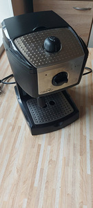 Кофемашина Delonghi (5 фото из 5)