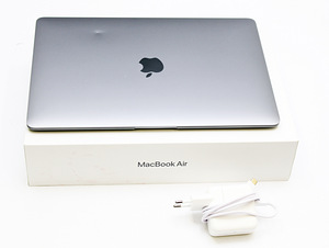MacBook Air 13 Intel 2020 (3 foto / 3)