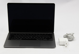 MacBook Air (Retina, 13-inch, 2020) (2 foto / 3)