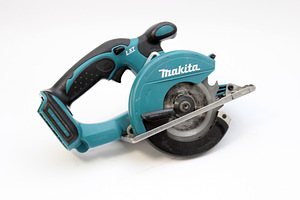 Makita DCS550 (2 foto / 2)