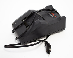 Bosch Professional GAL 18V-40 (2 foto / 2)