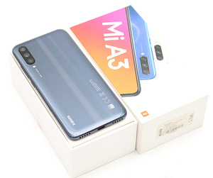 Xiaomi Mi A3 128GB (3 foto / 3)
