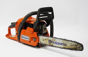 Husqvarna 135 (2 foto / 2)