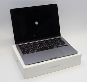 Apple MacBook Air 13-inch 2024 M3 (2 foto / 2)