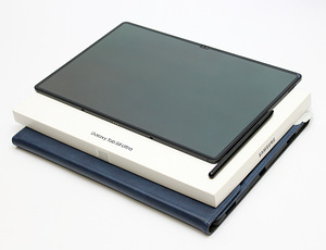 Samsung Galaxy Tab S8 Ultra 128GB (2 foto / 3)