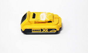 DeWalt 18V 2.0Ah (2 фото из 2)