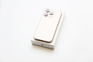 Apple iPhone 16 Pro 128GB (3 foto / 3)