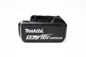 Makita 18V 5,0Ah (2 foto / 2)