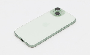 iPhone 15 128GB (2 фото из 3)