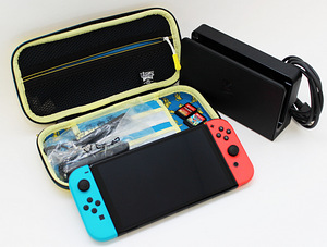 Nintendo Switch OLED (2 foto / 2)