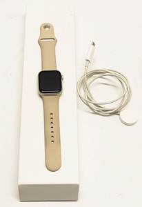 Apple Watch SE Gen 2 40mm (2 фото из 2)