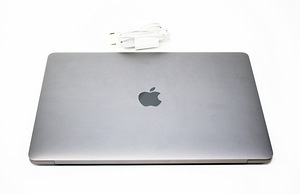 MacBook Pro 13-inch (2020) (2 foto / 3)