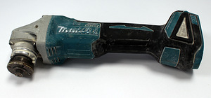 Makita DGA506 S/N:461637R (2 foto / 2)