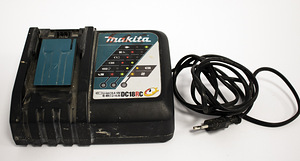 Makita DC18RC (2 фото из 2)