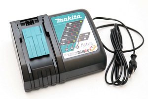 Makita DC18RC (2 фото из 2)