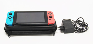 Mängukonsool Nintendo Switch V1 (2 foto / 2)