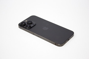 Mobiiltelefon Apple iPhone 13 Pro 256GB 6.1-tolli 12MP kaamera (3 foto / 3)